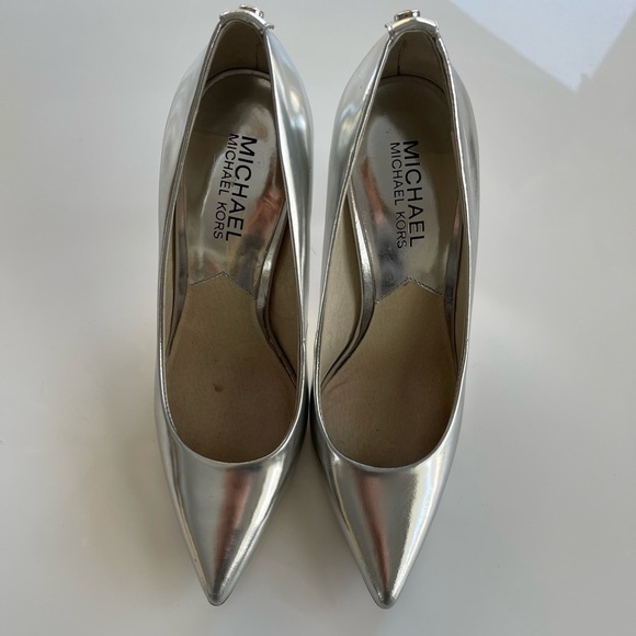Michael Kors Patent Leather Heels Metallic Silver - 5.5 - Picture 5 of 6